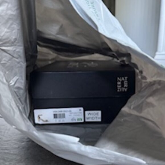 Naturalizer Vera Sandal NWT - Picture 4 of 4